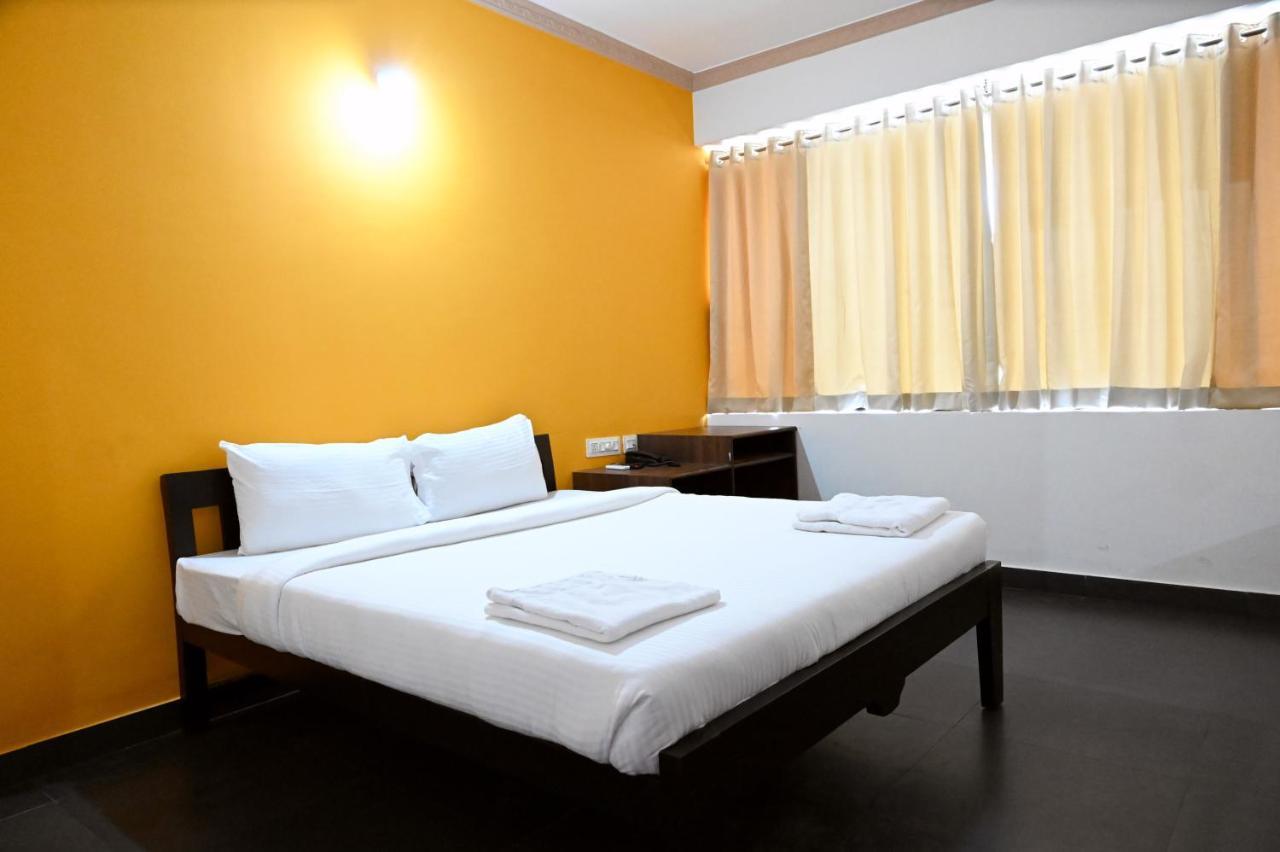Resort De Goa Калангут Екстер'єр фото